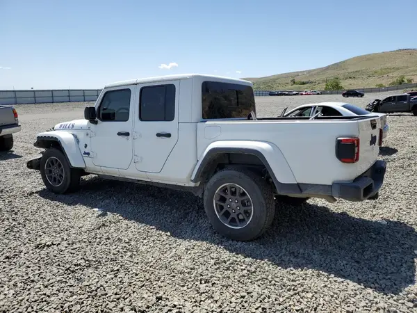 1C6HJTFG2NL161677 2022 JEEP GLADIATOR - Image 2