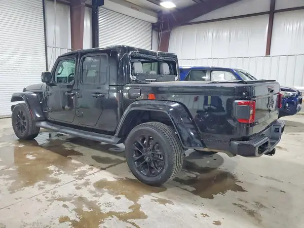 1C6HJTFG2PL501025 2023 JEEP GLADIATOR - Image 2