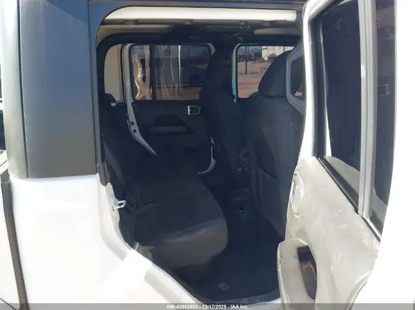 1C6HJTFG2PL534669 2023 JEEP GLADIATOR - Image 8
