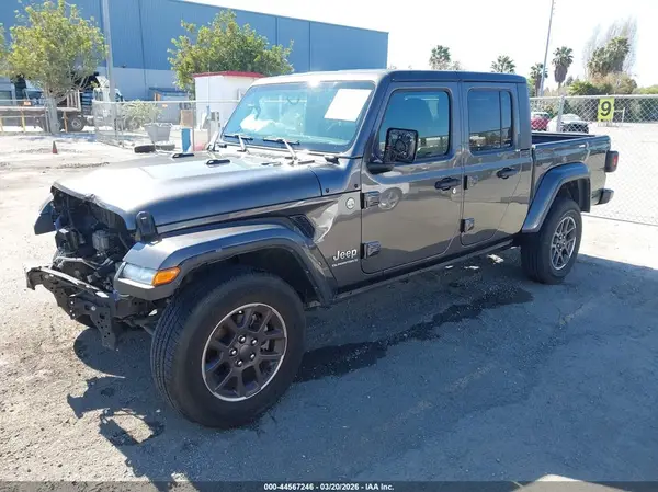 1C6HJTFG2PL549026 2023 JEEP GLADIATOR - Image 2