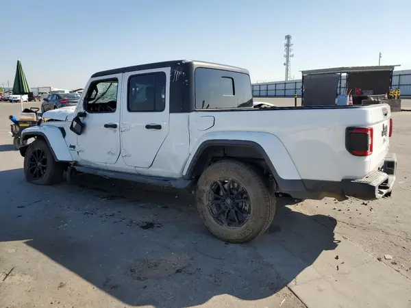 1C6HJTFG3LL129155 2020 JEEP GLADIATOR - Image 2