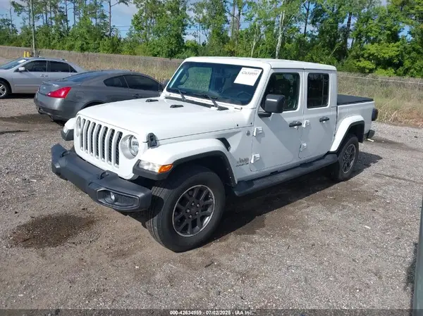 1C6HJTFG3ML584038 2021 JEEP GLADIATOR - Image 2