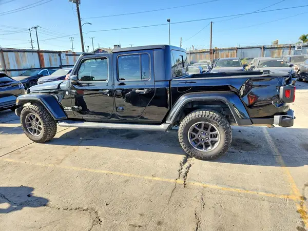 1C6HJTFG3PL514544 2023 JEEP GLADIATOR - Image 2