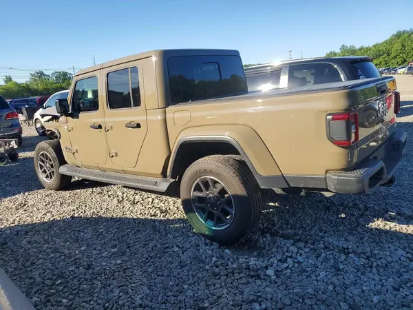 1C6HJTFG4LL203456 2020 JEEP GLADIATOR - Image 2