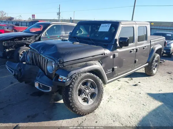 1C6HJTFG4NL121195 2022 JEEP GLADIATOR - Image 2