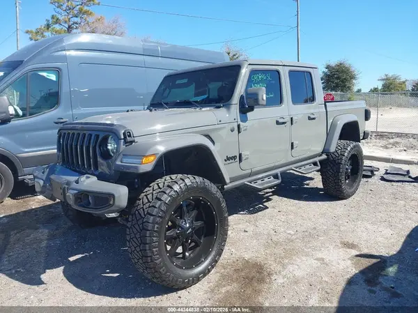 1C6HJTFG4NL149109 2022 JEEP GLADIATOR - Image 2