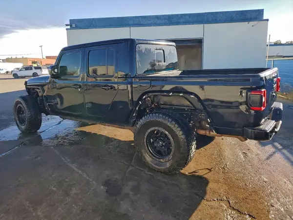 1C6HJTFG4PL542563 2023 JEEP GLADIATOR - Image 2