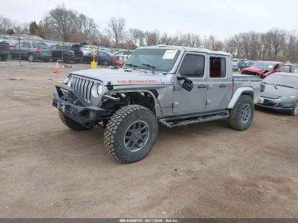 1C6HJTFG5LL138360 2020 JEEP GLADIATOR - Image 2