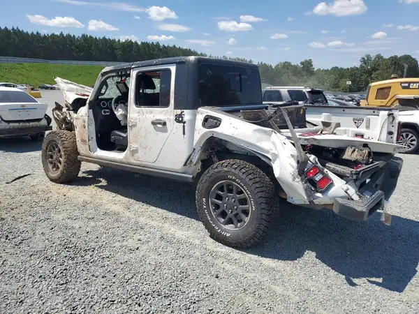 1C6HJTFG5LL197215 2020 JEEP GLADIATOR - Image 2