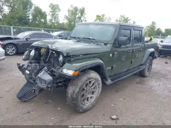 1C6HJTFG5NL153069 2022 JEEP GLADIATOR - Image 2