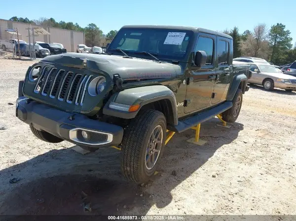 1C6HJTFG5NL179574 2022 JEEP GLADIATOR - Image 2