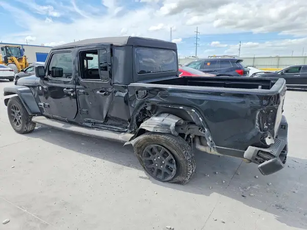 1C6HJTFG5PL560666 2023 JEEP GLADIATOR - Image 2