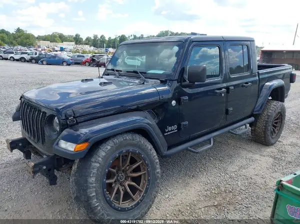 1C6HJTFG6LL172968 2020 JEEP GLADIATOR - Image 2