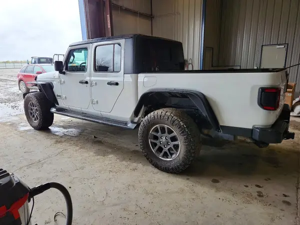 1C6HJTFG6LL198910 2020 JEEP GLADIATOR - Image 2