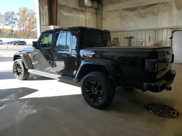 1C6HJTFG6NL143666 2022 JEEP GLADIATOR - Image 2
