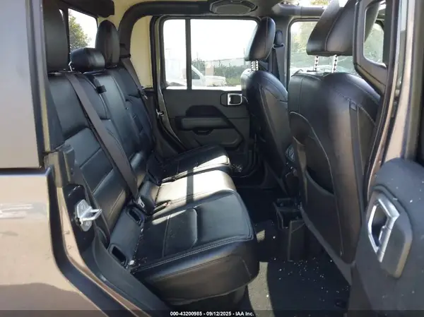 1C6HJTFG6PL505515 2023 JEEP GLADIATOR - Image 8