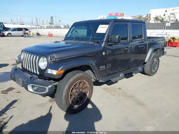 1C6HJTFG6PL523920 2023 JEEP GLADIATOR - Image 2