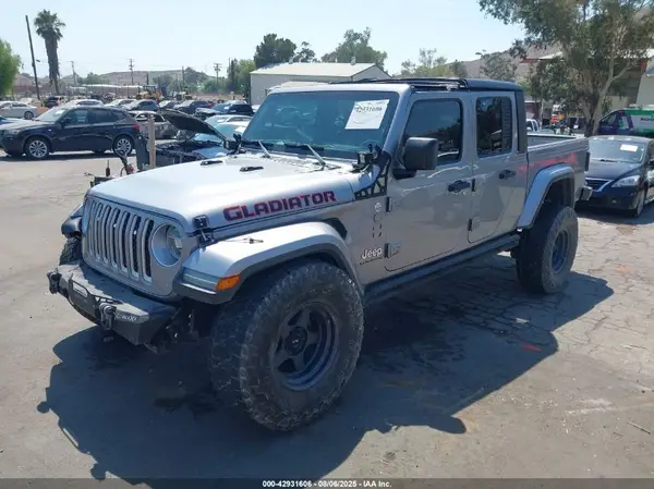 1C6HJTFG7LL114660 2020 JEEP GLADIATOR - Image 2