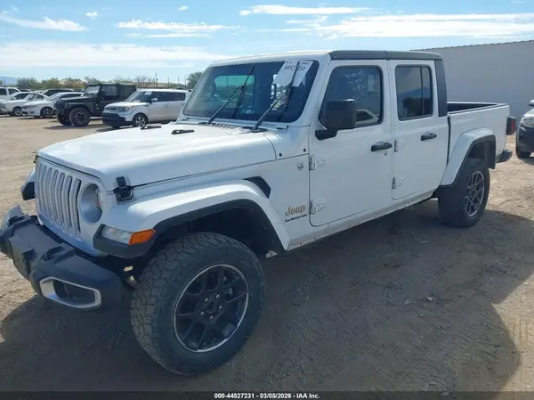 1C6HJTFG7NL139030 2022 JEEP GLADIATOR - Image 2