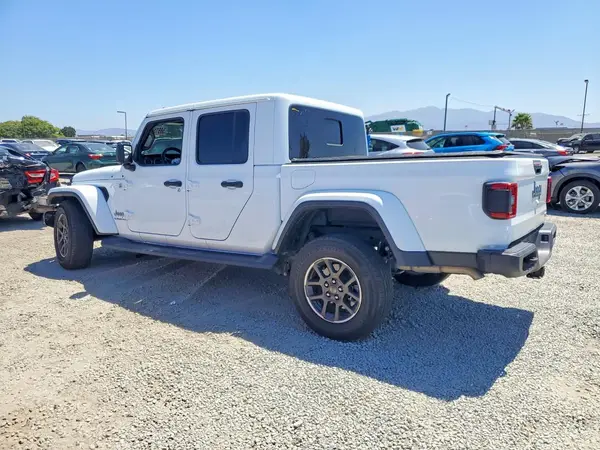 1C6HJTFG7NL164297 2022 JEEP GLADIATOR - Image 2