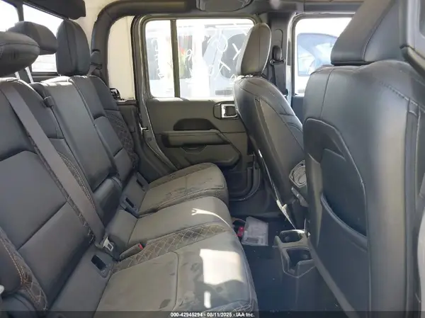 1C6HJTFG7PL552777 2023 JEEP GLADIATOR - Image 8