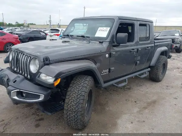 1C6HJTFG8LL166086 2020 JEEP GLADIATOR - Image 2