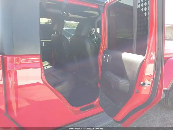 1C6HJTFG8ML587386 2021 JEEP GLADIATOR - Image 8