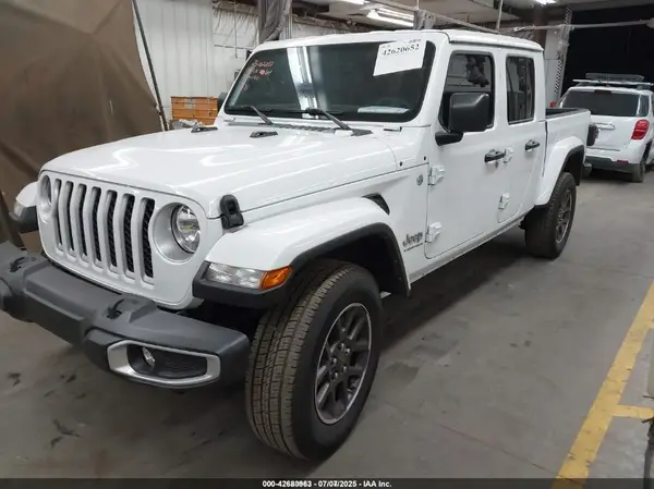 1C6HJTFG9PL533535 2023 JEEP GLADIATOR - Image 2