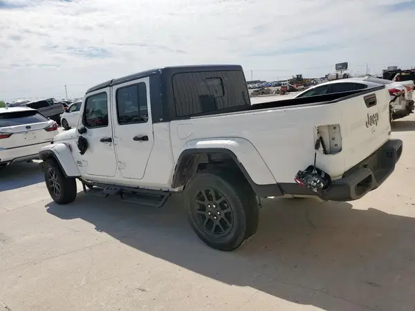 1C6HJTFG9PL569807 2023 JEEP GLADIATOR - Image 2