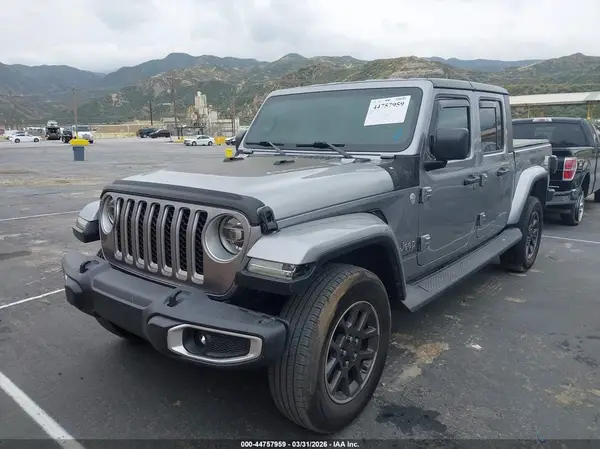 1C6HJTFGXLL154733 2020 JEEP GLADIATOR - Image 2