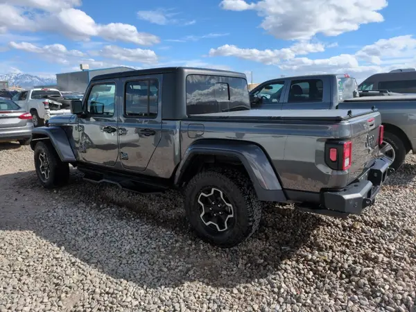 1C6JJTAG2NL126808 2022 JEEP GLADIATOR - Image 2