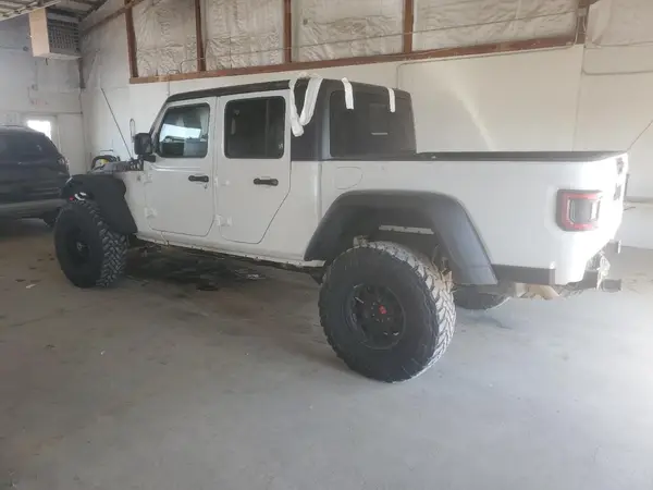 1C6JJTAG3LL109710 2020 JEEP GLADIATOR - Image 2