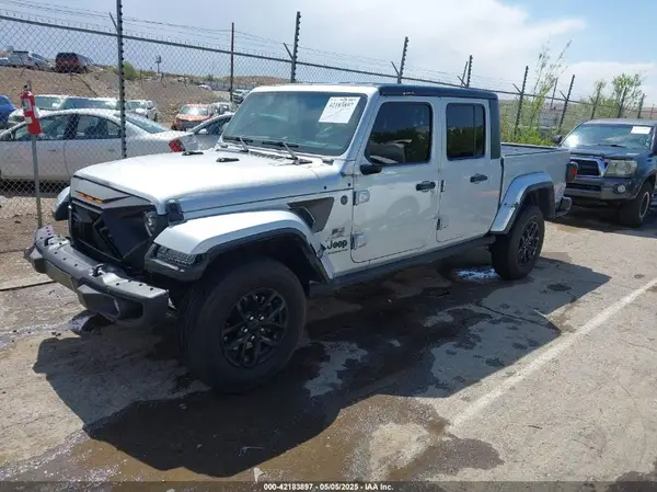 1C6JJTAG3PL517372 2023 JEEP GLADIATOR - Image 2