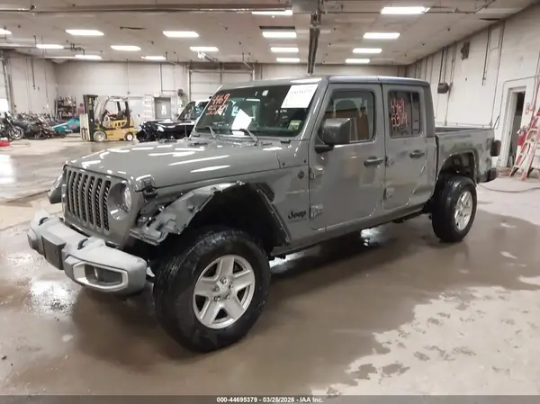 1C6JJTAG6PL516832 2023 JEEP GLADIATOR - Image 2