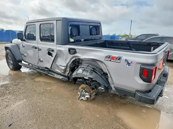 1C6JJTAG7LL109113 2020 JEEP GLADIATOR - Image 2