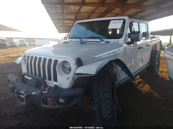 1C6JJTAG8ML557863 2021 JEEP GLADIATOR - Image 2