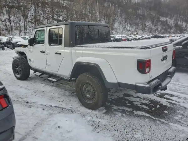 1C6JJTAG8NL180291 2022 JEEP GLADIATOR - Image 2