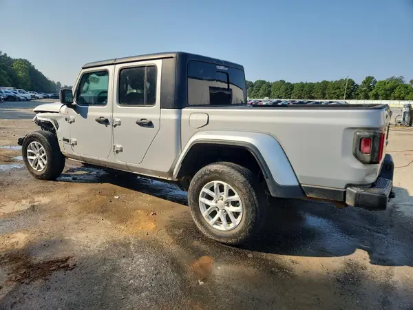 1C6JJTAG8PL565515 2023 JEEP GLADIATOR - Image 2