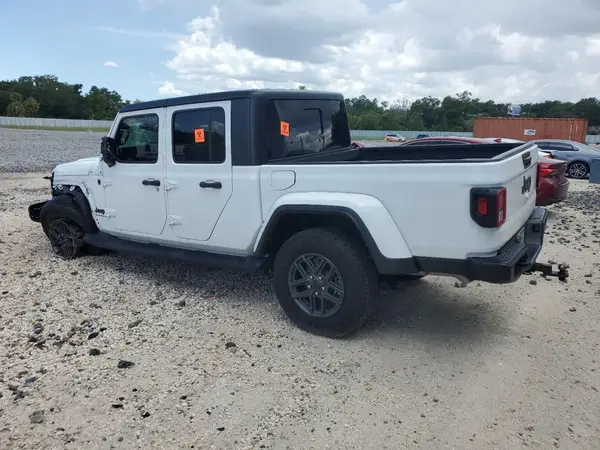 1C6JJTAG8RL133574 2024 JEEP GLADIATOR - Image 2