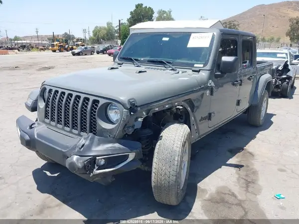 1C6JJTAG9ML506033 2021 JEEP GLADIATOR - Image 2