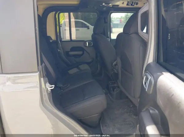 1C6JJTAM1ML607525 2021 JEEP GLADIATOR - Image 8