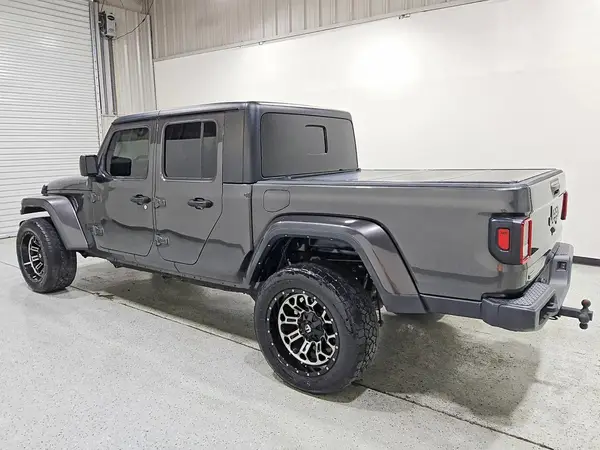 1C6JJTAMXNL125394 2022 JEEP GLADIATOR - Image 2