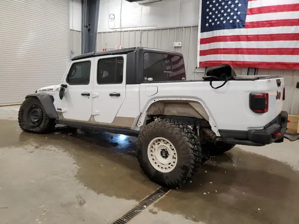1C6JJTBG2RL110581 2024 JEEP GLADIATOR - Image 2