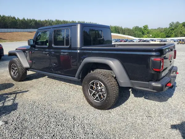 1C6JJTBG3RL104773 2024 JEEP GLADIATOR - Image 2