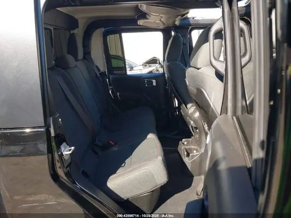 1C6JJTBG3RL126739 2024 JEEP GLADIATOR - Image 8