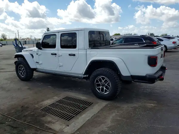 1C6JJTBG5RL129349 2024 JEEP GLADIATOR - Image 2