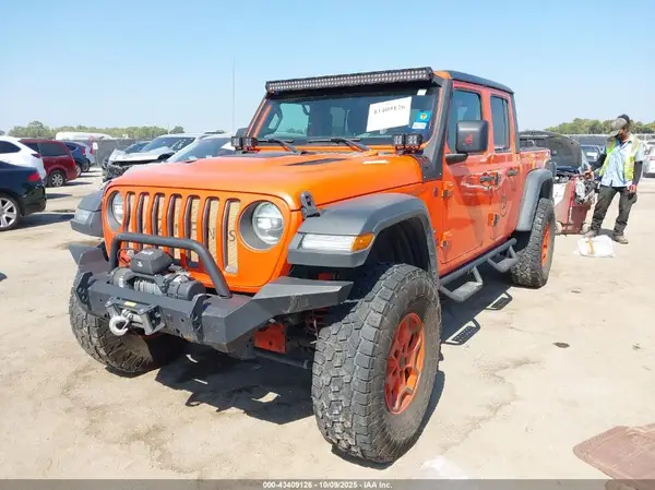 1C6JJTBG8LL157203 2020 JEEP GLADIATOR - Image 2