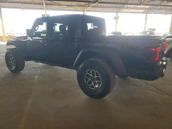 1C6JJTBG8RL118202 2024 JEEP GLADIATOR - Image 2