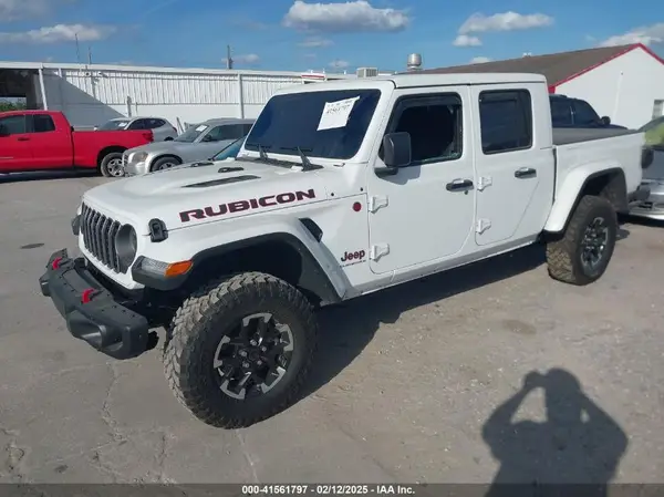 1C6JJTBG9RL125269 2024 JEEP GLADIATOR - Image 2