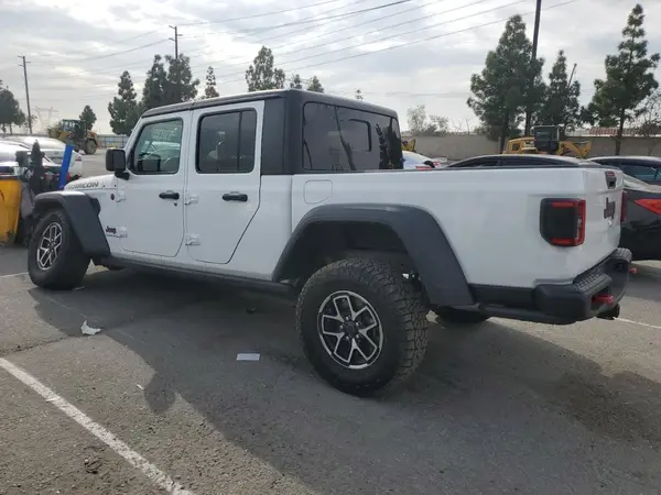 1C6JJTBGXRL107623 2024 JEEP GLADIATOR - Image 2